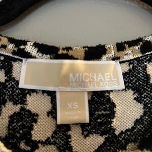 Cocktail mini dress very thick Michael kors. Used once